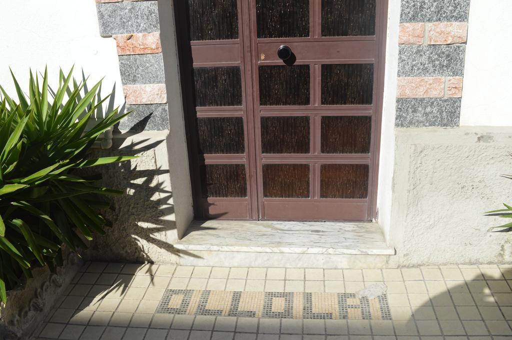 Albergo Ollolai Чивитавеккья Экстерьер фото